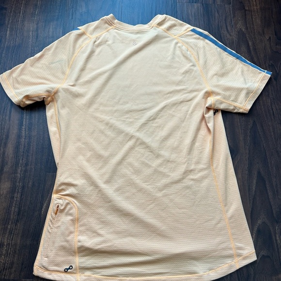 Lululemon Training Tech Short Sleeve 
Creamsicle Pop 
Size Large - Picture 7 of 8
